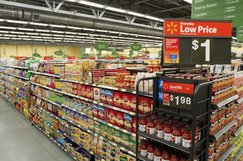 walmart expects surge from strong grocery sales