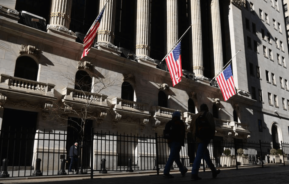 U.S. stock futures rise following Wall Street's best week since November