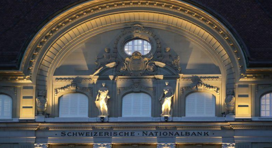 Coronavirus triggers record losses for Swiss central bank