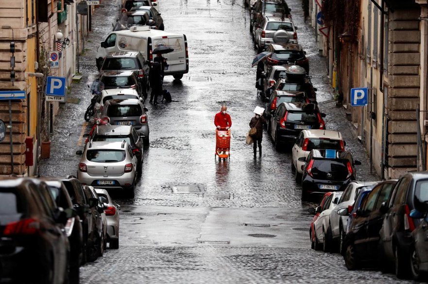 Euro zone business activity ground to a halt in April: PMI