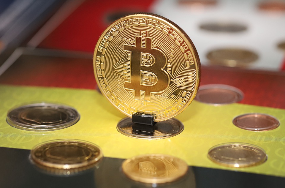 bitcoin price dips on friday