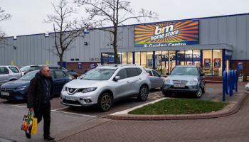 UK's B&M Appoints Asda's Atheeq Akbar as Finance Chief