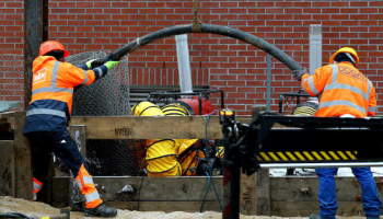 German Services Contraction Eases in June, PMI