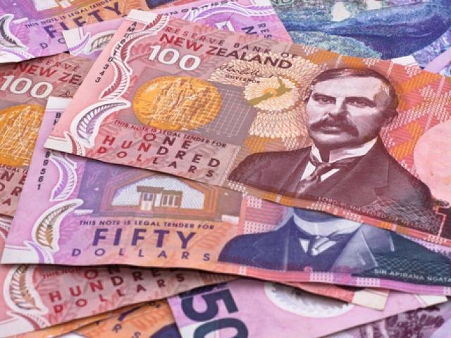 New Zealand Dollar nosedives as RBNZ shocks with bigger rate cut