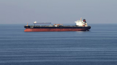 Oil Hovers near Three-Week High on Uncertainty over Hormuz