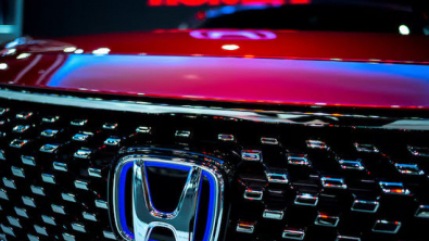 Honda Posts 1st Annual Loss on $9B EV Hit, Scraps Goals
