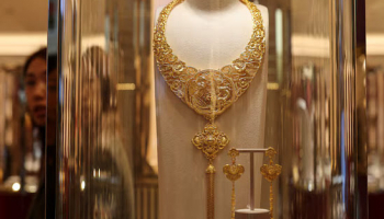 Gold Set for 3rd Weekly Fall on Hawkish US Fed, Elevated USD