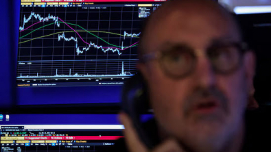 Wall St Ends Higher in Anticipation of Jobs Data, Nvidia Tops Estimates