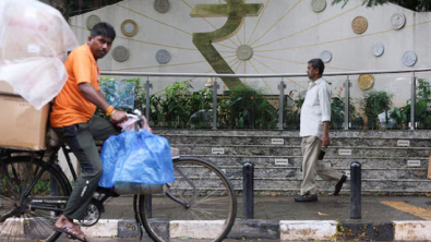 RBI Action, Dollar Inflows Lift Indian Rupee to 2-Month High