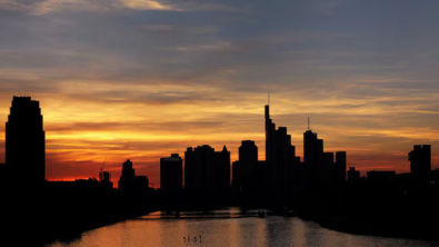 Euro Zone Investor Morale Worsens Further than Expected