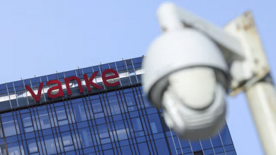 China Vanke Offers 40% Upfront Payment in Return for Bond Extension, Sources