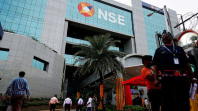 Indian Shares Fall Further as Mideast Peace Hopes Fade