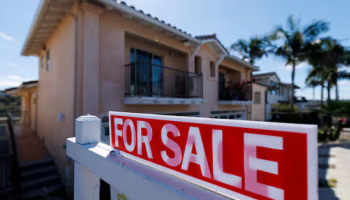 US Existing Home Sales Unexpectedly Fall in June