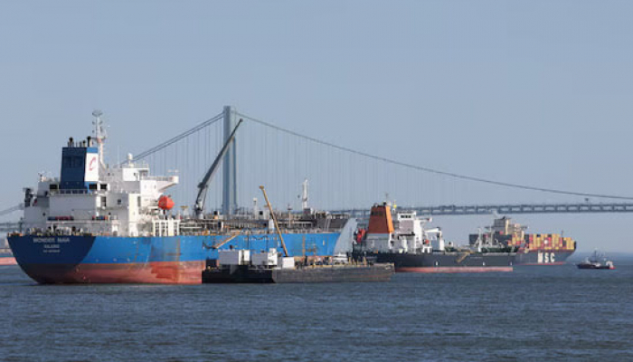 Once Embargo Victim, US Becomes World's Top Oil Exporter