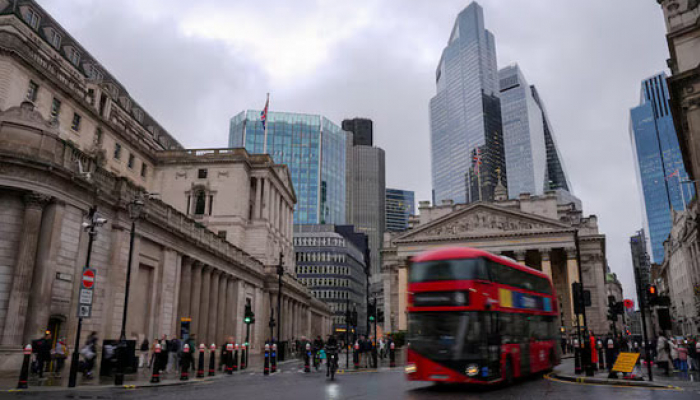 Markets Expect UK Interest Rates to Bottom Out at 3.0% in Q1 2027, BoE Survey