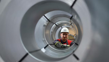 German Manufacturing Sector Ends 2025 in Deepening Downturn, PMI