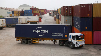 India Aug Trade Deficit Narrows as Gold Imports Plunge