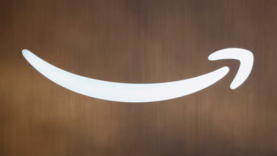 Amazon Raises US Operations Pay by $1 to $20/Hr