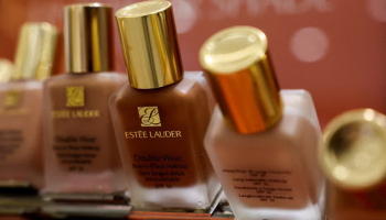 Estee Lauder to Cut 3,000 Jobs, Lifts Profit Forecast