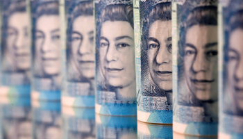 Pound Snaps 5-Day Rally Versus Dollar, Caution on UK Budget