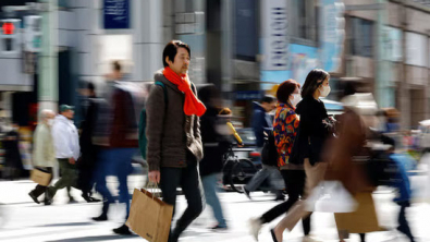 Japan's Core Inflation Slows below BOJ Target, Complicates Rate Communication