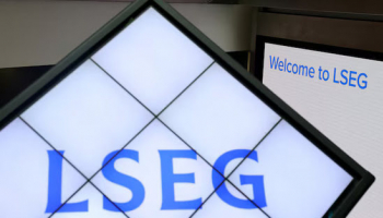 FTSE 100 Drops as Banks, Energy Weigh; Eyes Weekly Rise