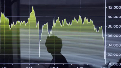 Shares Rally, Oil Slumps as Iran-Israel Ceasefire Goes into Effect