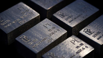 Platinum Hits Record High on Tight Supply, EU Combustion-Engine Ban Reversal