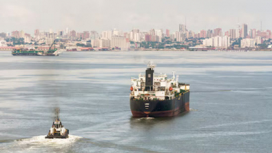 Oil Shipping Rates Soar on Higher Mideast Exports, Tighter Vessel Availability