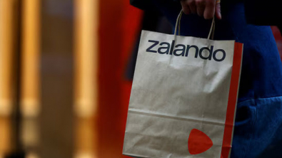 Zalando Set for Record Daily Drop on Weak Growth Outlook