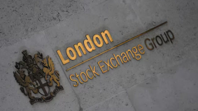 FTSE 100 Set for First Weekly Drop in Five as Miners Retreat