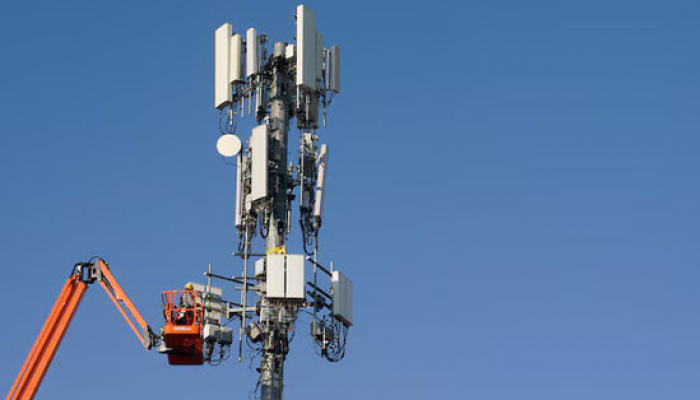 Verizon to Invest $70 Million in AI Training Effort