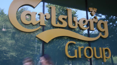 Carlsberg Jab Highlights Corporate Rift Over FIFA Stake Sale