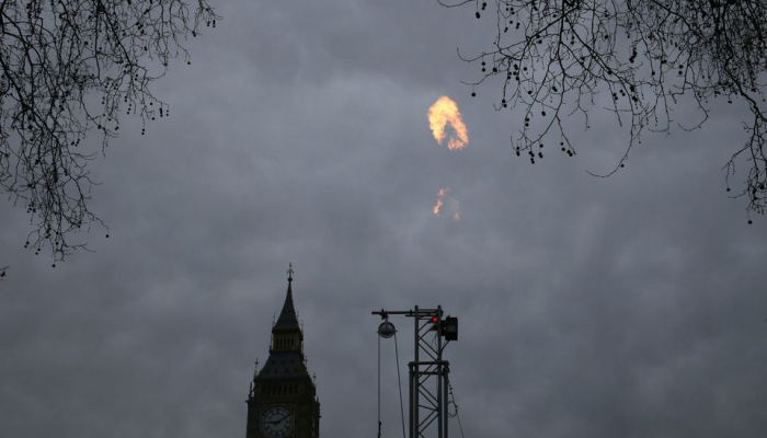 UK Lifts Ban on Gas Fracking in Push for Energy Independence