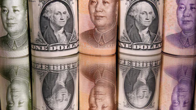 Dollar Stumbles after Trump Tones Down Tough Talk on Trade