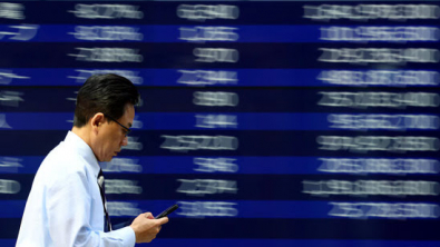 Asian Stocks Slip, USD Gains; Markets Brace for Crucial Week
