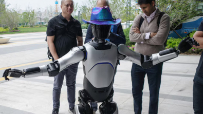 Tech Pilgrims Flock to China as Innovation Race Heats Up