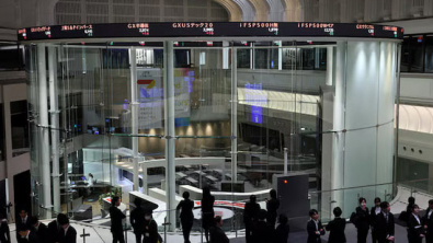 Japan has Few Answers as Bond Rout Puts Fiscal Plans at Risk