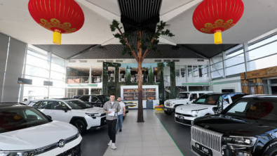 Russian Fuel Crisis Prompts Rush for Electric Cars