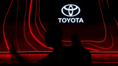 Elliott Agrees to Toyota's Increased $30B Tender Offer for Toyota Industries