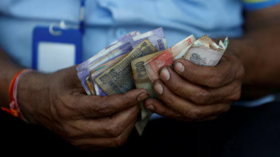 Rupee Gains as Markets Eye US-Iran Deal, Fed Guidance