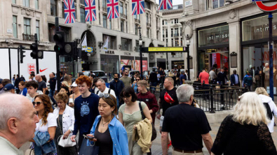 UK Retail Downturn Deepened in June, CBI Survey Shows