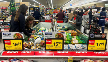 US Consumer Confidence Dives to more than 11-1/2-Year Low