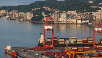 Taiwan Aug Exports Beats Forecasts to Hit Record Level Despite Tariffs
