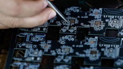 Iran War Hits Circuit Board Supply, Lifting Tech Costs