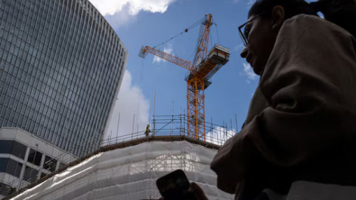 UK Construction PMI Drops on Weak Housebuilding