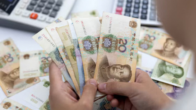 China's Fiscal Revenue Expands 4.7% in First Half