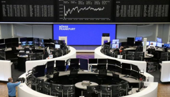 European Stocks Slip, Oil Recovers, Traders Await Data
