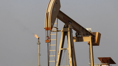Oil Prices Climb 1% as U.S. Fuel Inventories Fall