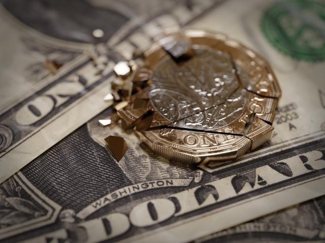 Sterling struggles to nurse wounds as political risk continues to bite